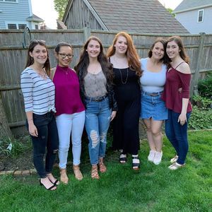 Meet your Posher, Wenli rose